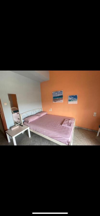 Seaside Apartment With Private Garden Néa Ankhíalos エクステリア 写真