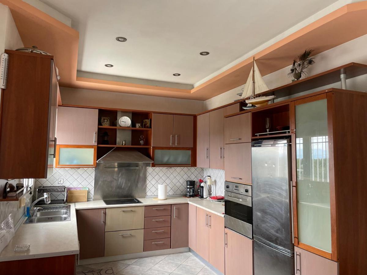 Seaside Apartment With Private Garden Néa Ankhíalos エクステリア 写真