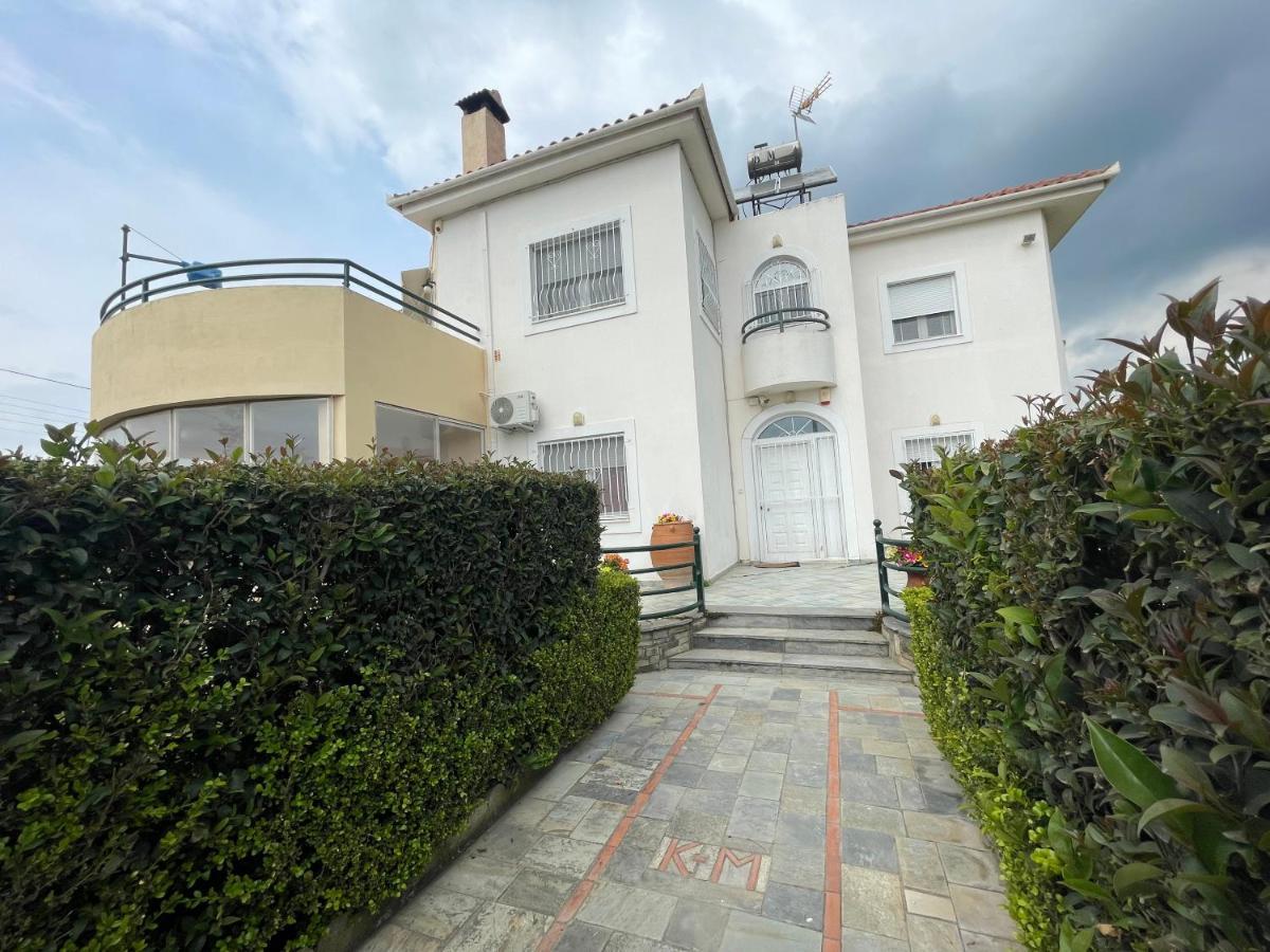 Seaside Apartment With Private Garden Néa Ankhíalos エクステリア 写真